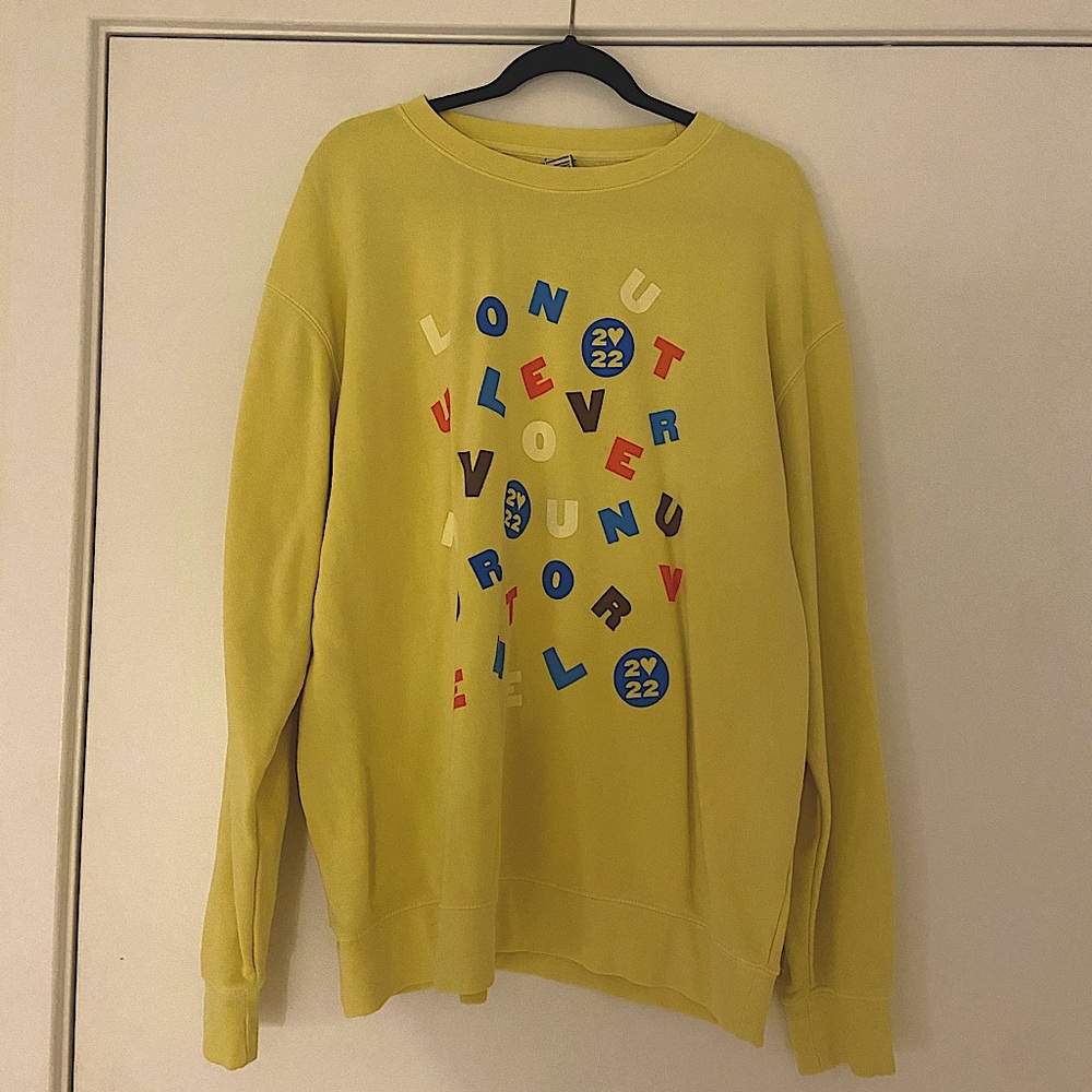 Harry Styles Love on Tour 2022 Yellow Crewneck